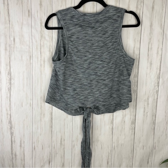 Zyia gray tie crop work out top medium - Picture 4 of 7